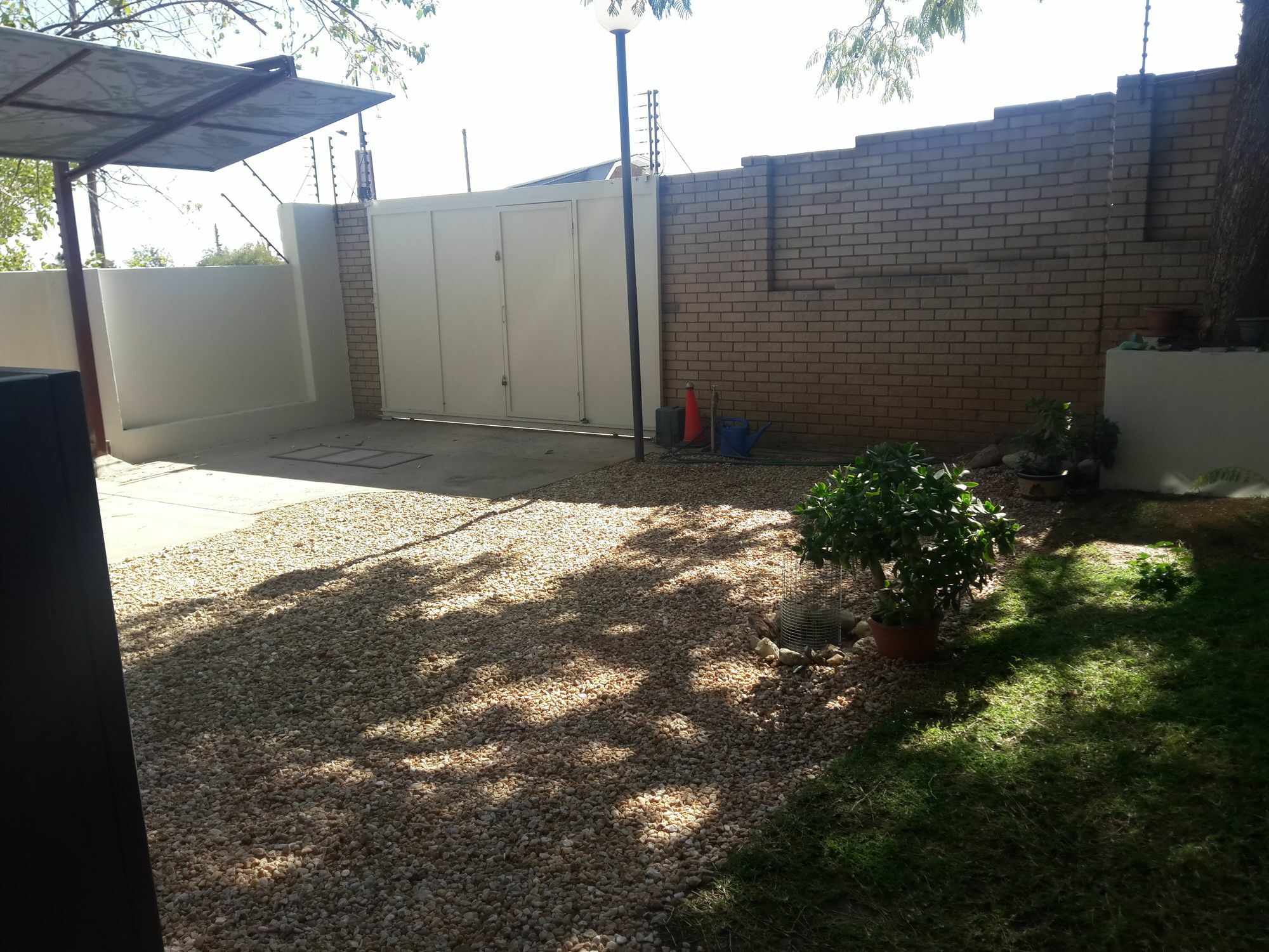 Suiderhof Self-Catering Hotel Windhoek Bagian luar foto